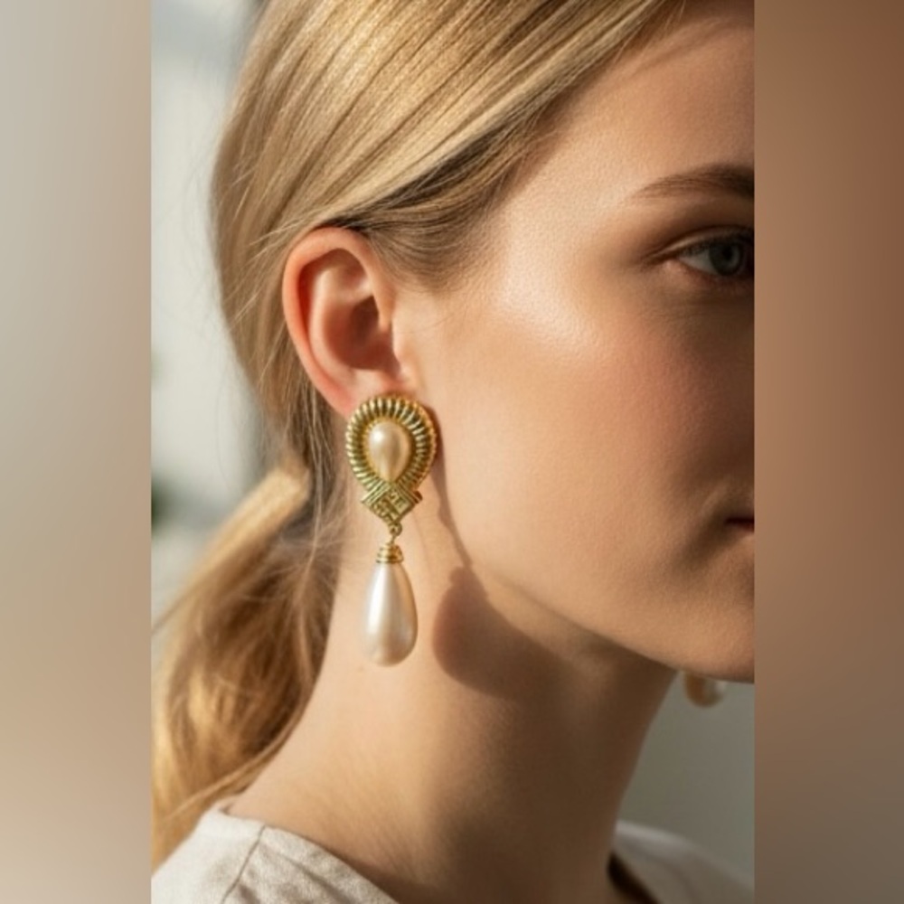 Givenchy Gold and Pearl Teardrop Dangle Earrings - Picture 5 of 9